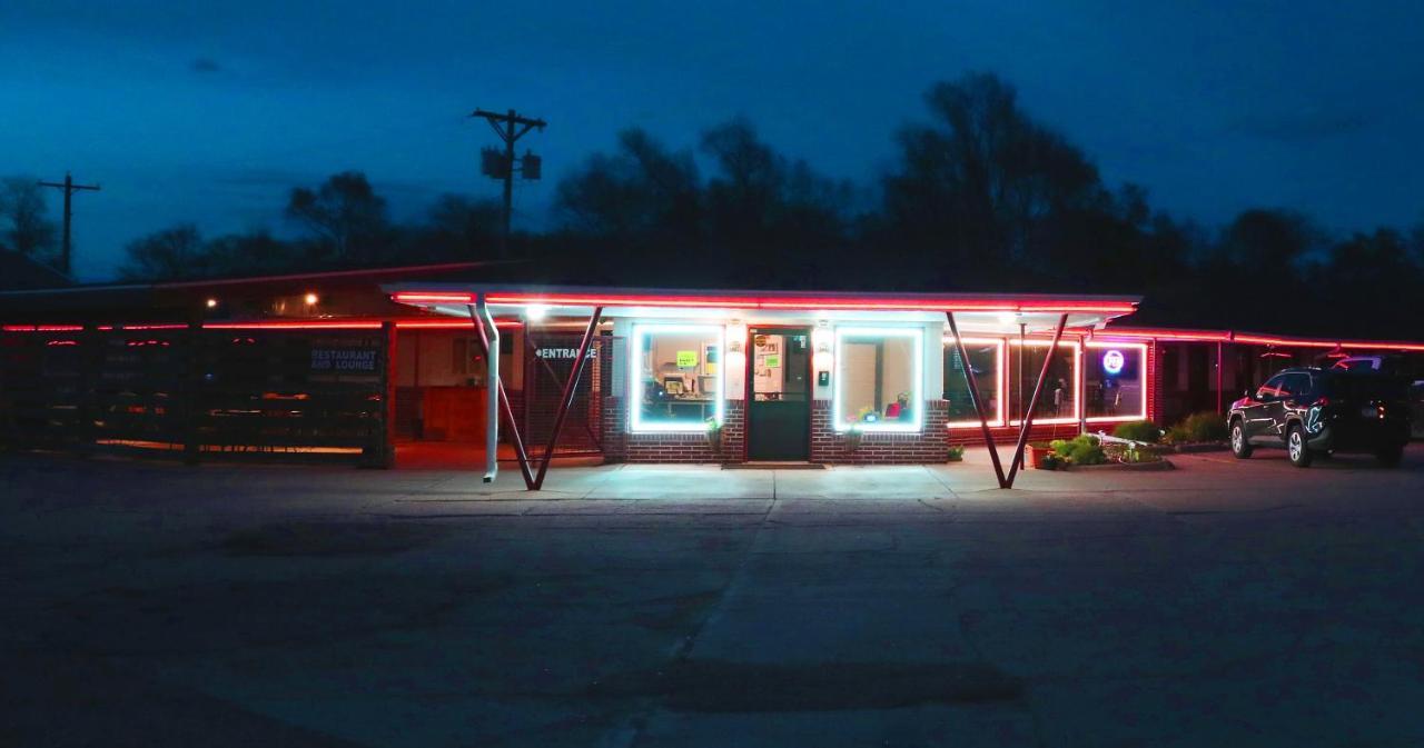 Raine Motel Valentine Eksteriør billede
